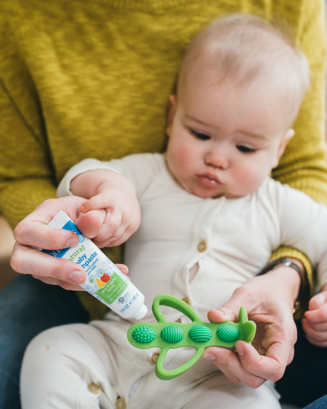 Grizalo in prva zobna ščetka GRAH