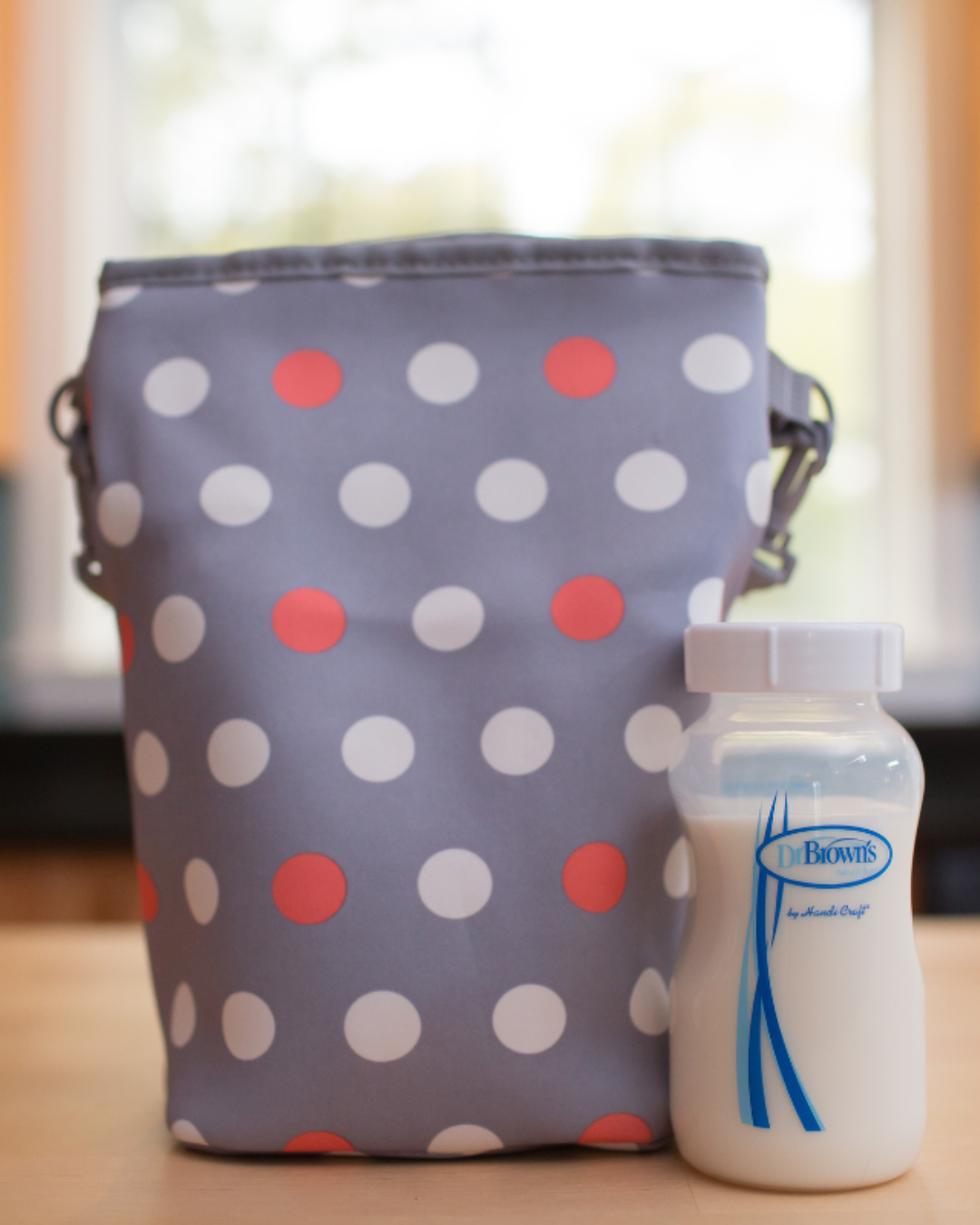 Pokrovčki za širokovratno stekleničko, 2 kom