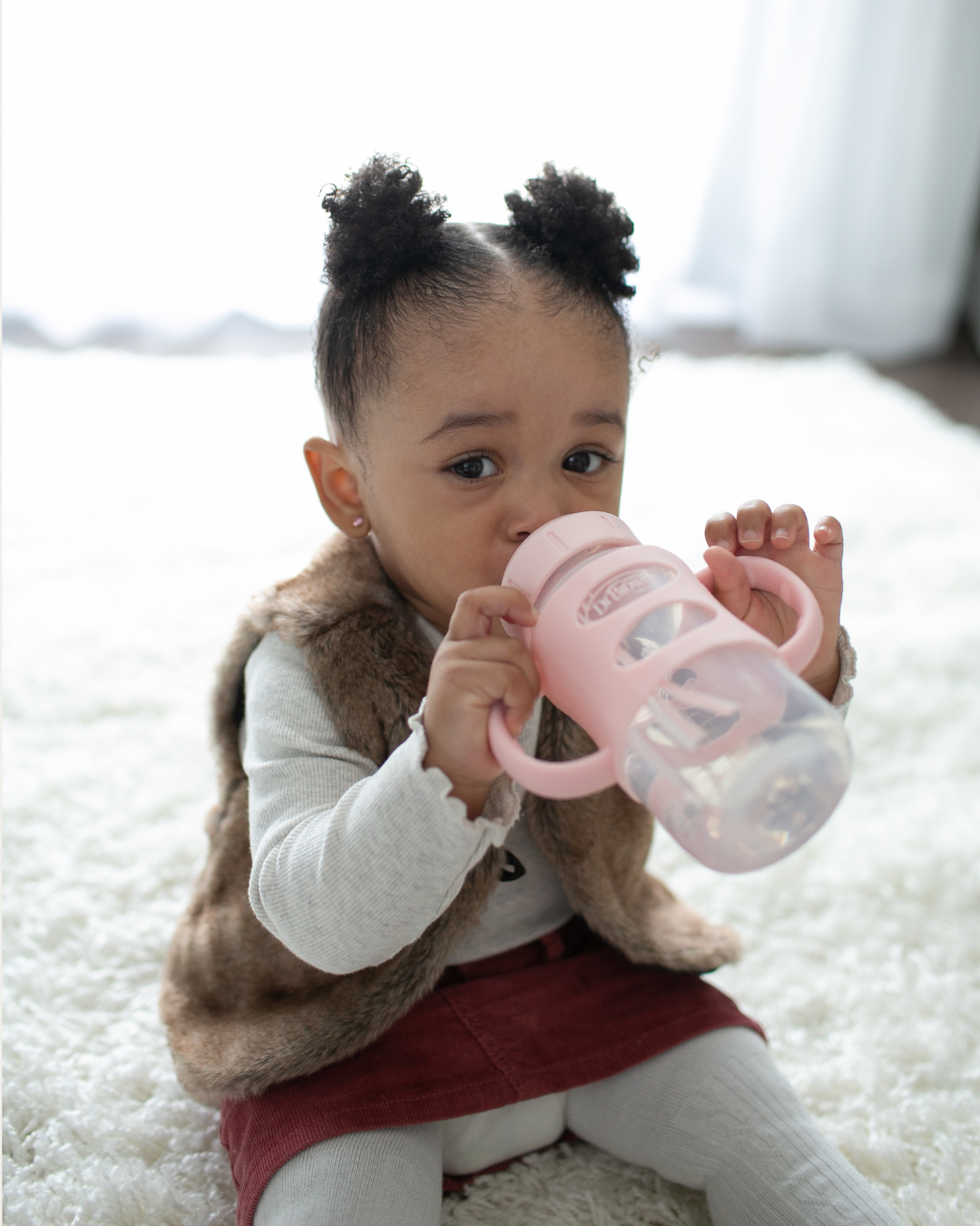 Plastična širokovratna steklenička Z ROČAJI